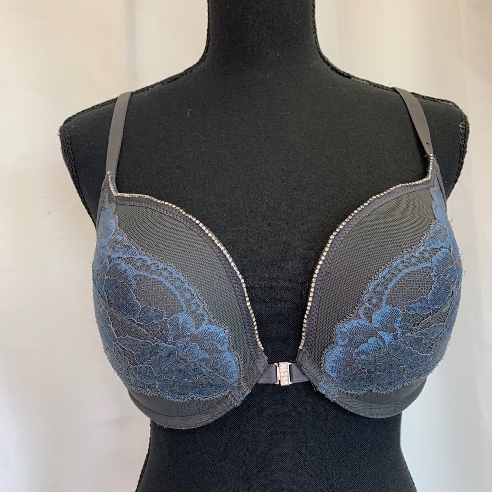 La Senza beyond sexy gray rhinestone trim blue lace bra Sz 36D